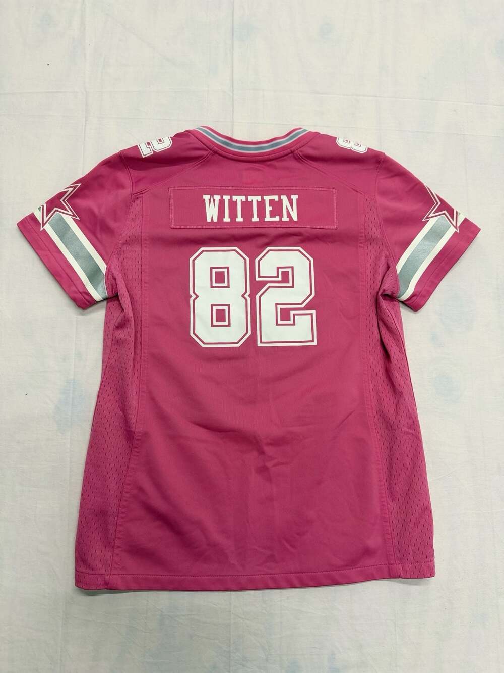NFL Dallas Cowboys Jason Witten 82 Pink Breast Cancer Awareness Jersey Size L - Picture 8 of 8
